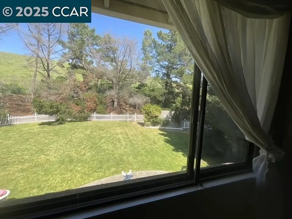 403 Gerald Court Benicia CA 94510