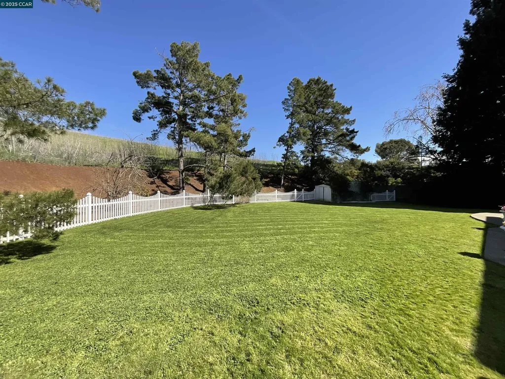 403 Gerald Court Benicia CA 94510