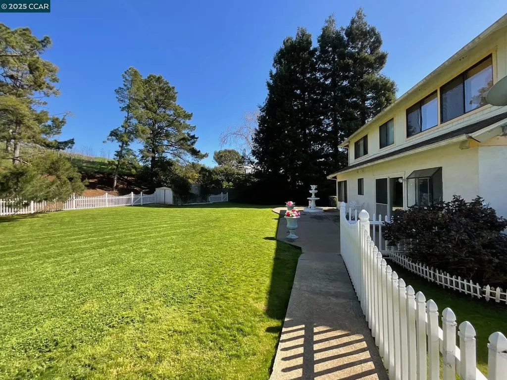 403 Gerald Court Benicia CA 94510
