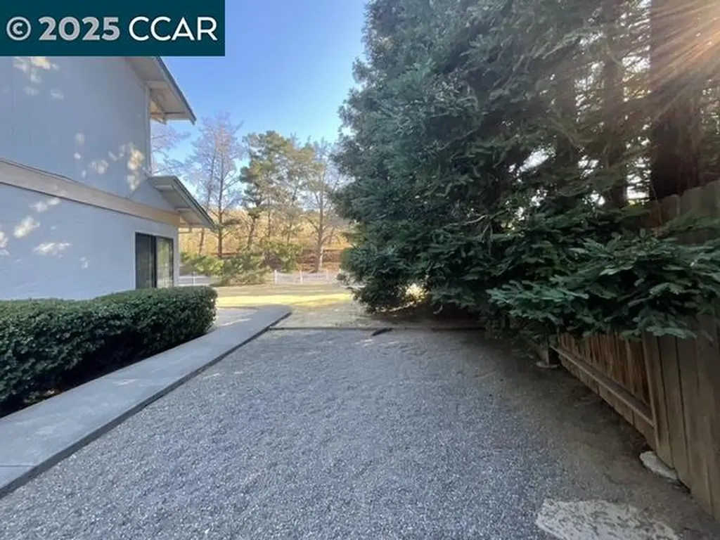 403 Gerald Court Benicia CA 94510