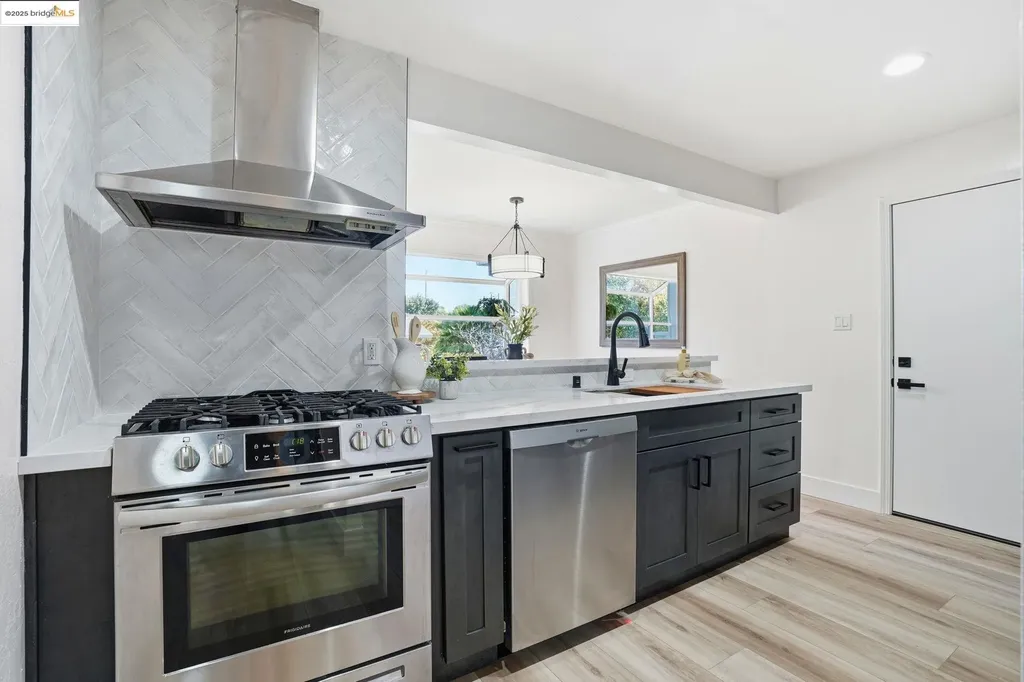 168 High Street Pacheco CA 94553
