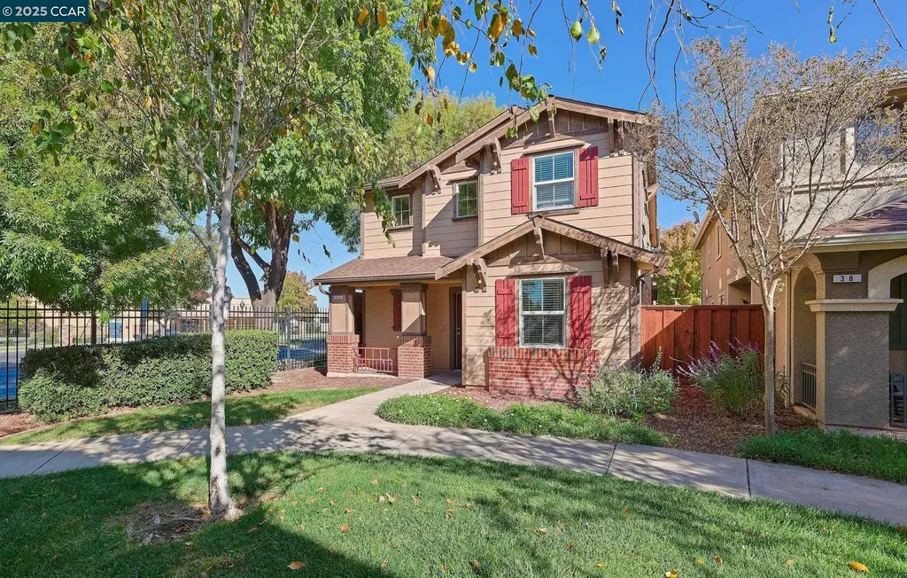 42 Mercury Court Pittsburg CA 94565