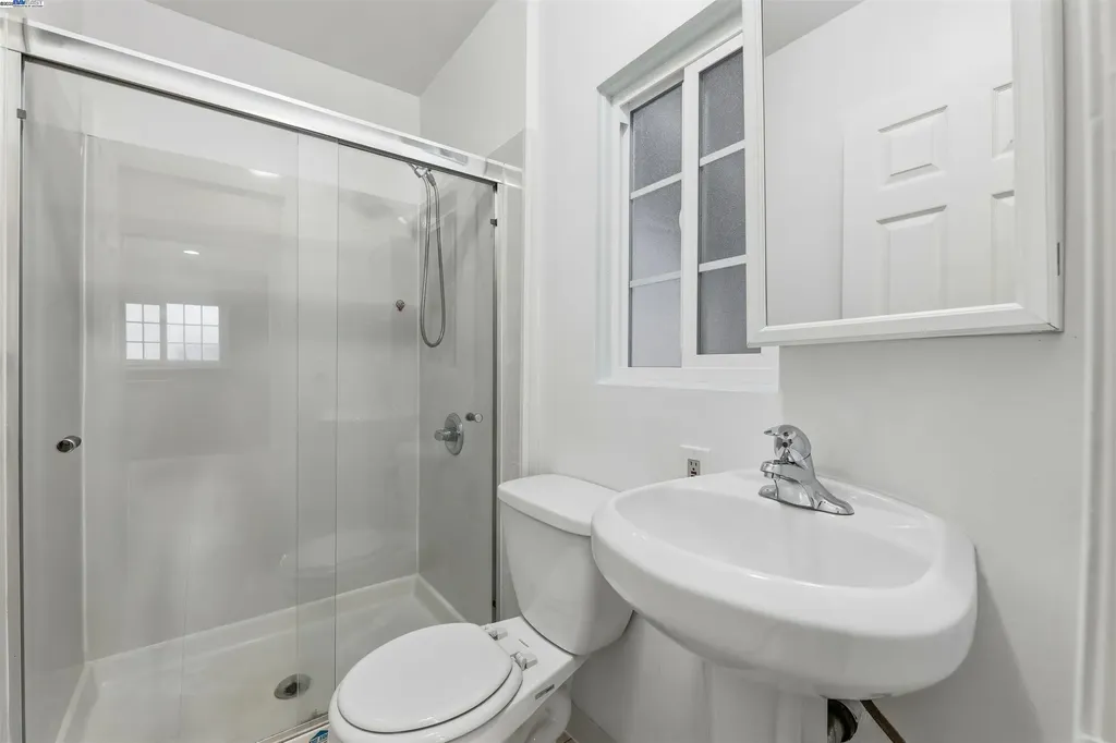 3123 Beaumont Oakland CA 94602