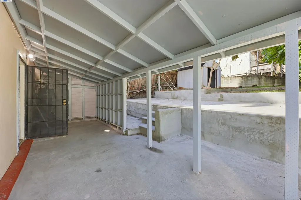 3123 Beaumont Oakland CA 94602