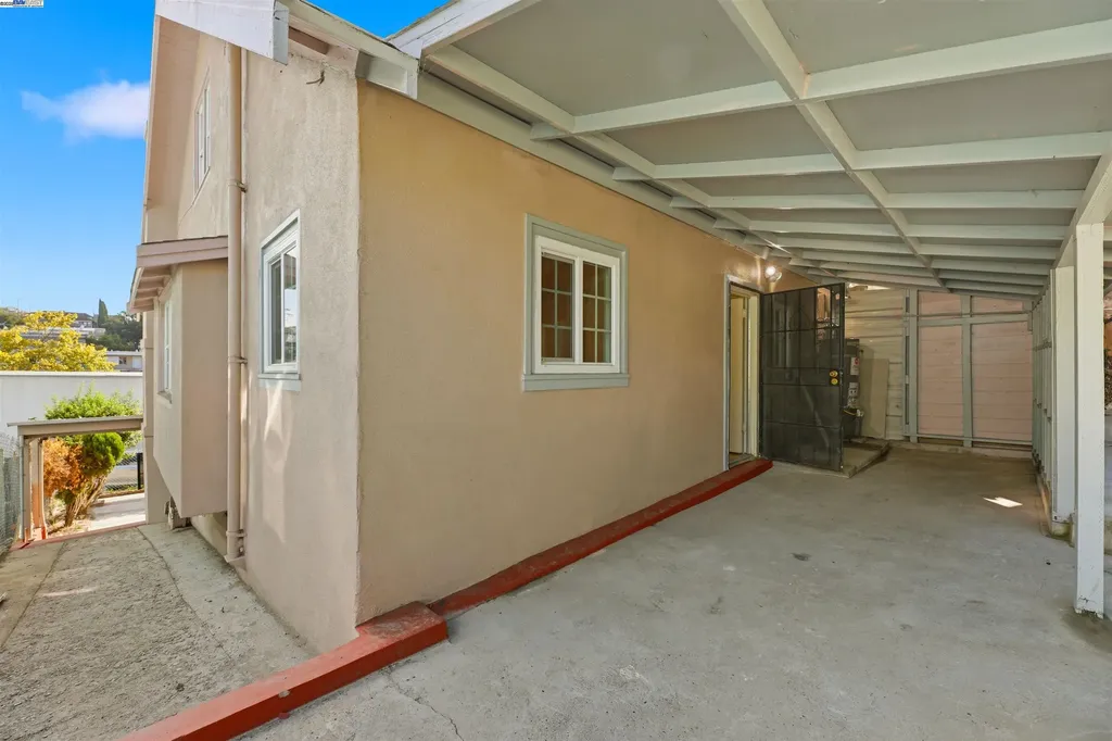 3123 Beaumont Oakland CA 94602