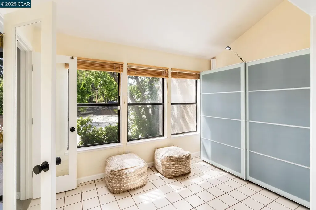 1722 Villa Way Walnut Creek CA 94595