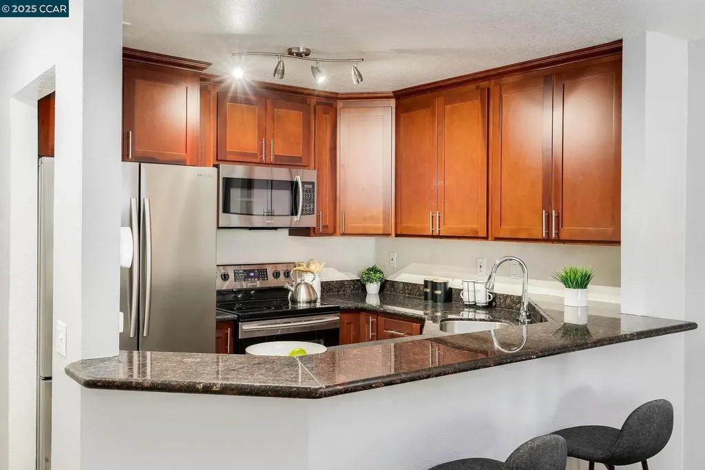 1722 Villa Way Walnut Creek CA 94595