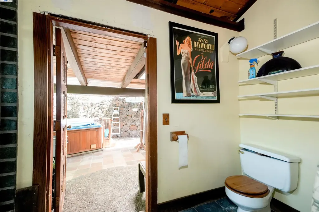 21 Red Rock Way San Rafael CA 94903