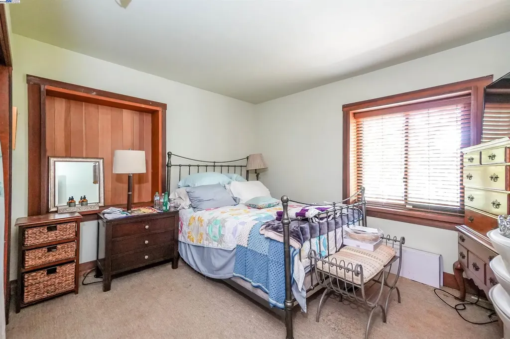 21 Red Rock Way San Rafael CA 94903