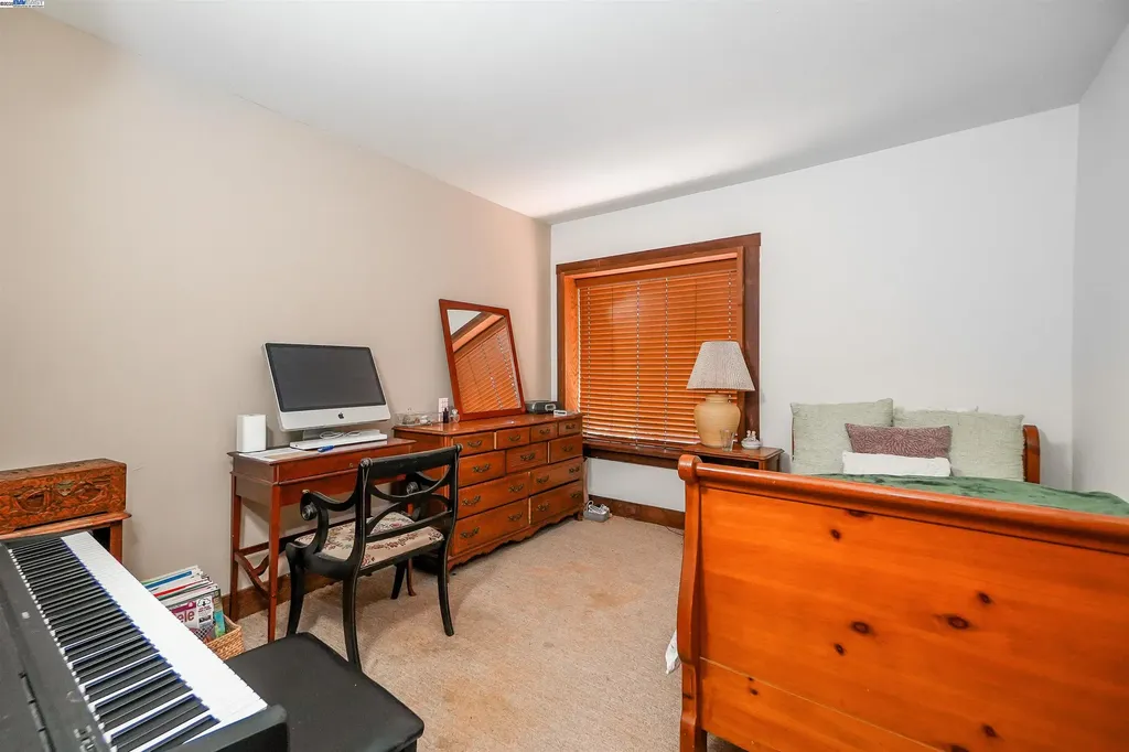 21 Red Rock Way San Rafael CA 94903