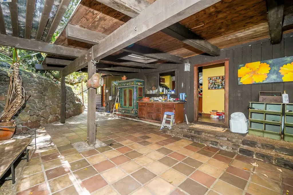 21 Red Rock Way San Rafael CA 94903