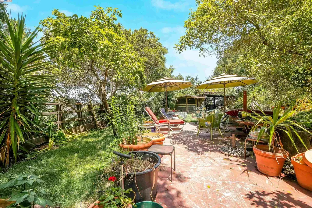 21 Red Rock Way San Rafael CA 94903