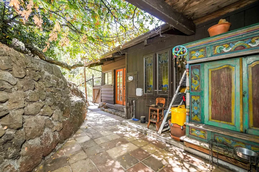 21 Red Rock Way San Rafael CA 94903