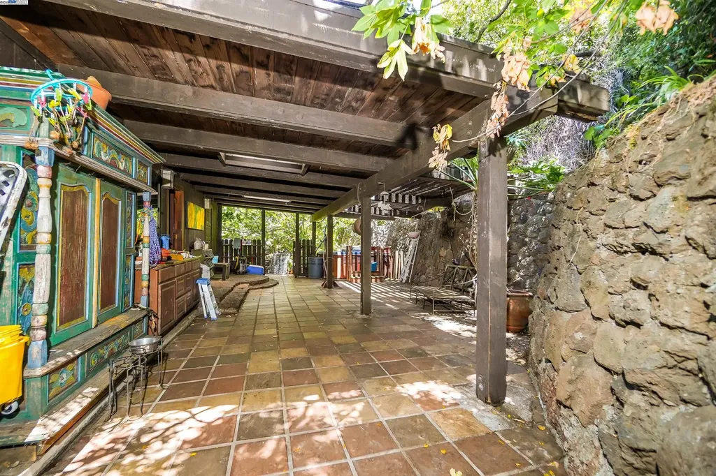 21 Red Rock Way San Rafael CA 94903