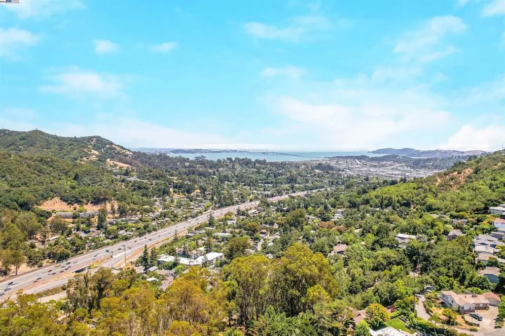 21 Red Rock Way San Rafael CA 94903