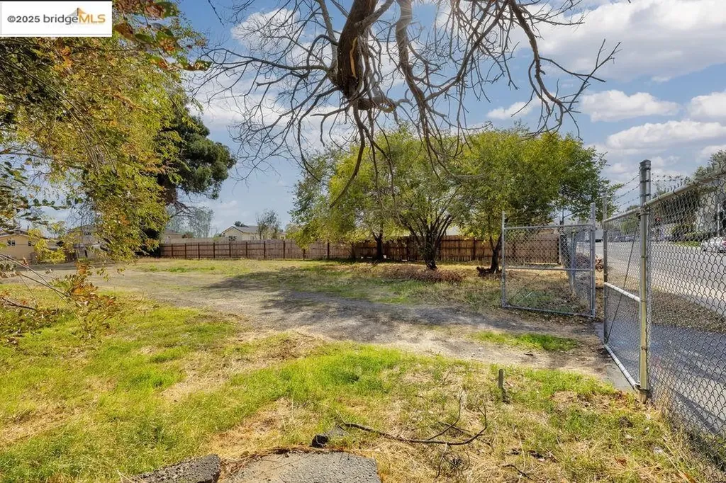 64 Bella Monte Avenue Bay Point CA 94565