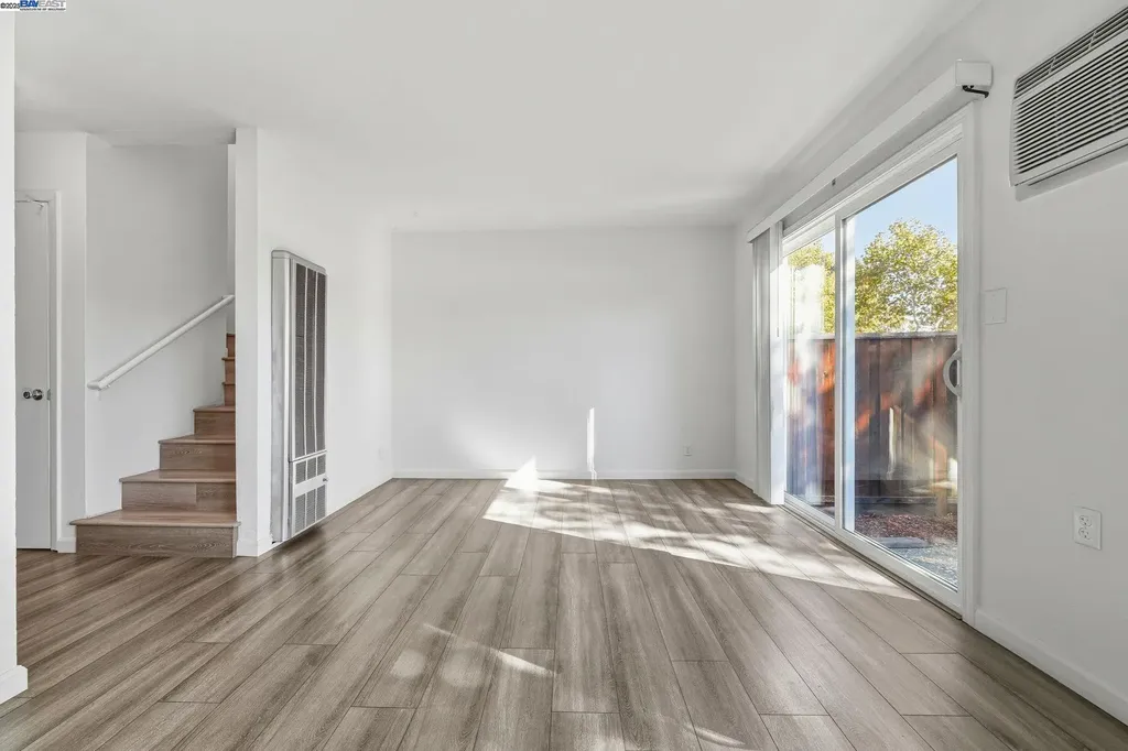 7595 Amador Valley Boulevard Dublin CA 94568