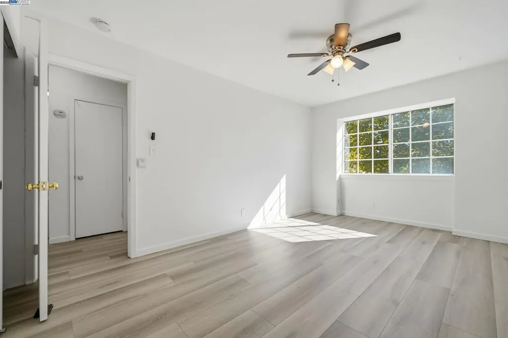 7595 Amador Valley Boulevard Dublin CA 94568