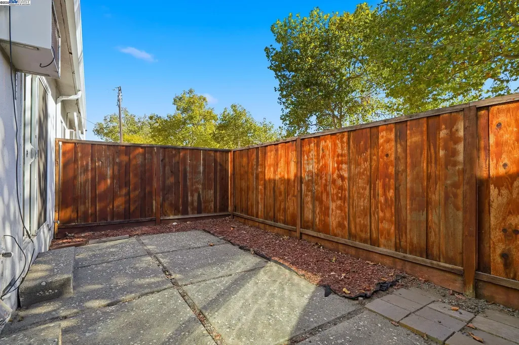 7595 Amador Valley Boulevard Dublin CA 94568