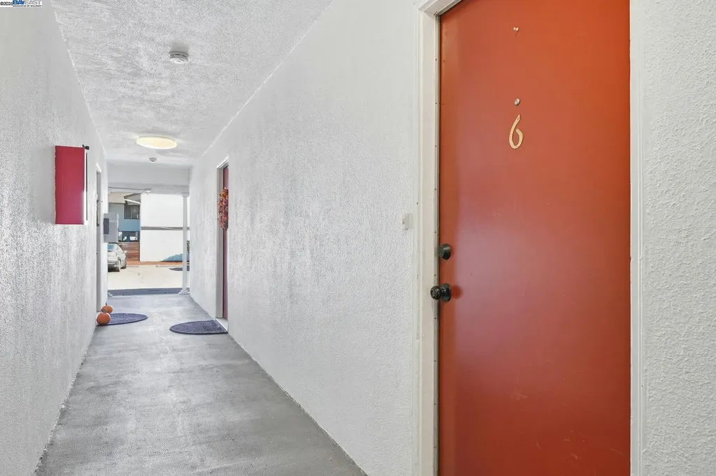 7595 Amador Valley Boulevard Dublin CA 94568