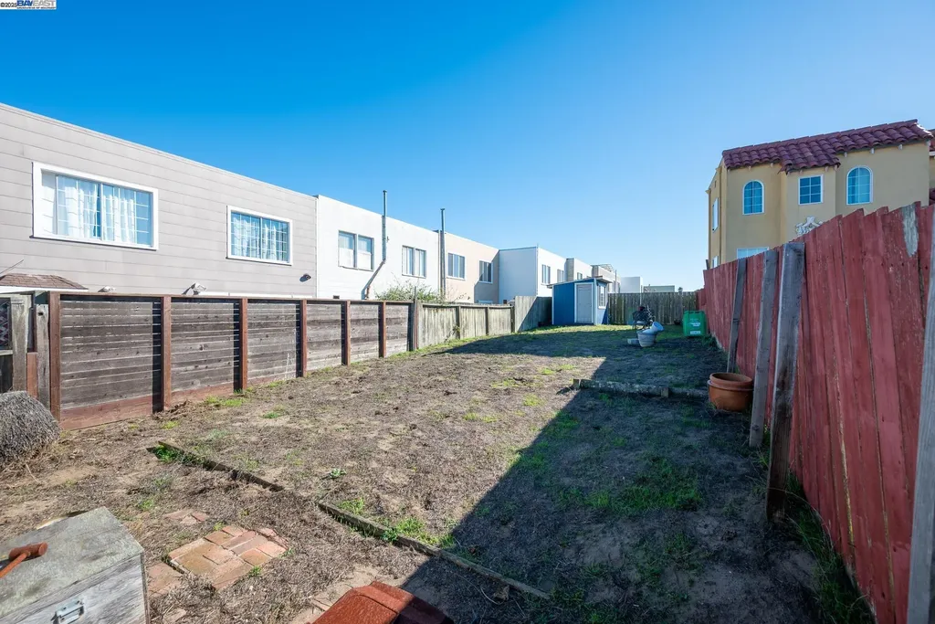 3327 Quintara Street San Francisco CA 94116