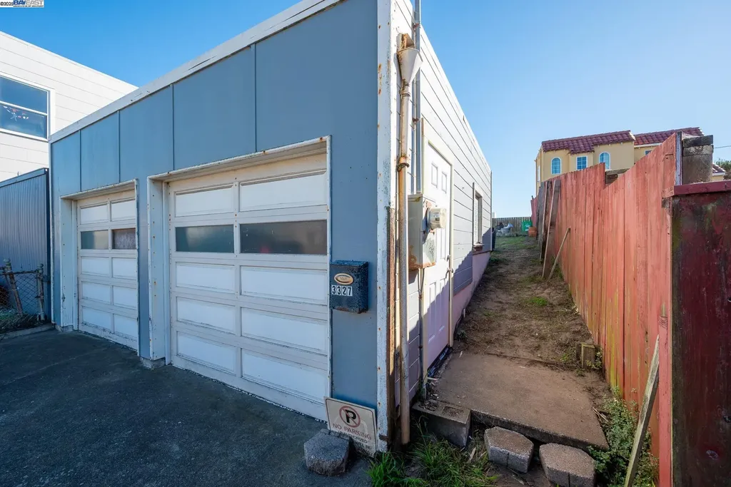 3327 Quintara Street San Francisco CA 94116