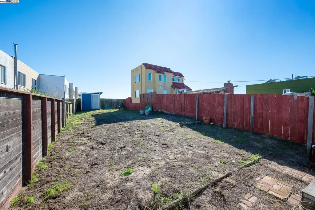 3327 Quintara Street San Francisco CA 94116