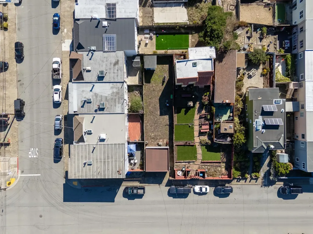 3327 Quintara Street San Francisco CA 94116