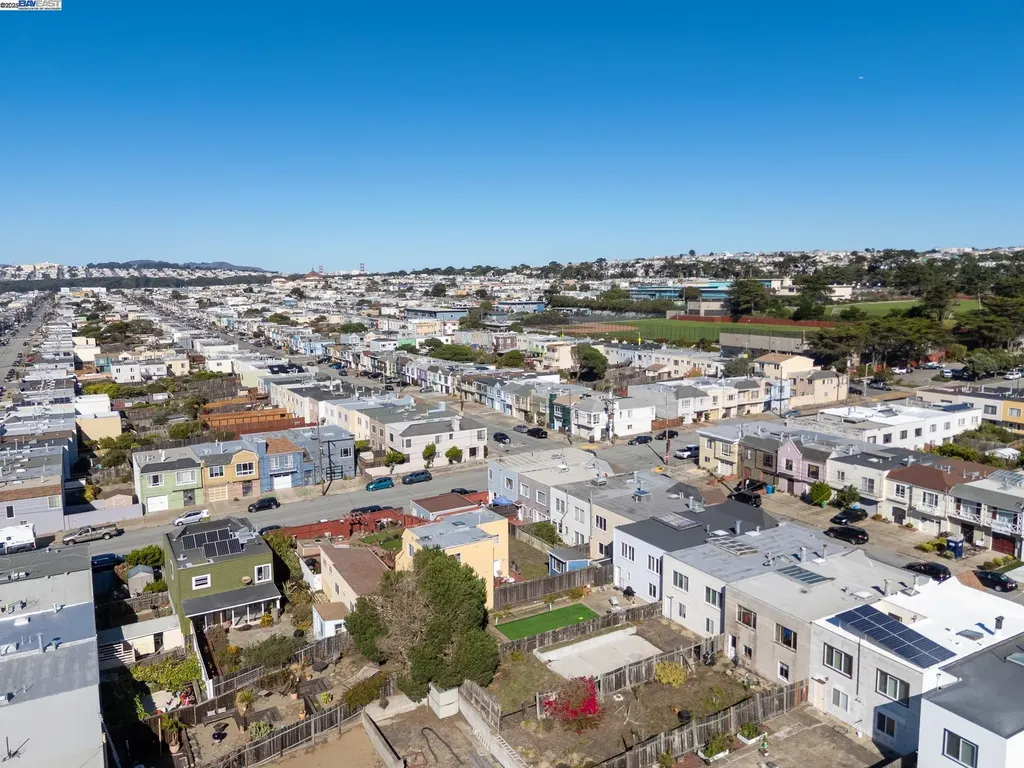 3327 Quintara Street San Francisco CA 94116