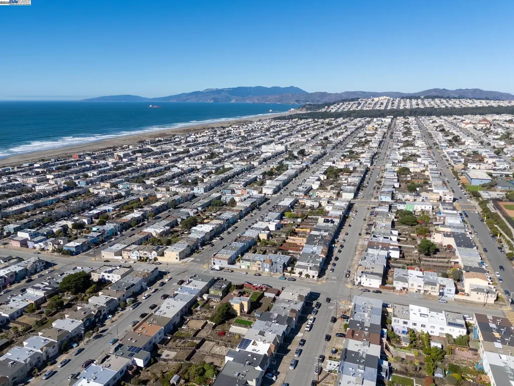 3327 Quintara Street San Francisco CA 94116