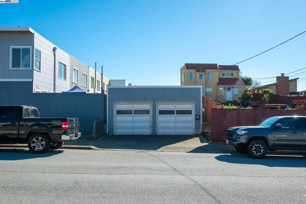 3327 Quintara Street San Francisco CA 94116