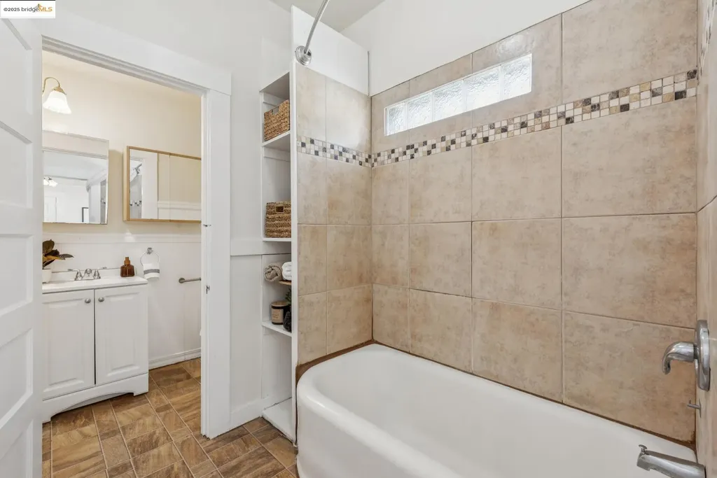 558 58th Street Oakland CA 94609