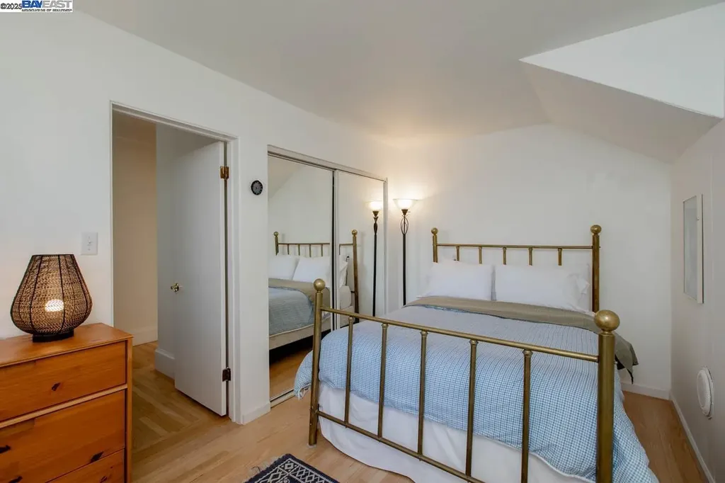 2000 Clinton Avenue Alameda CA 94501