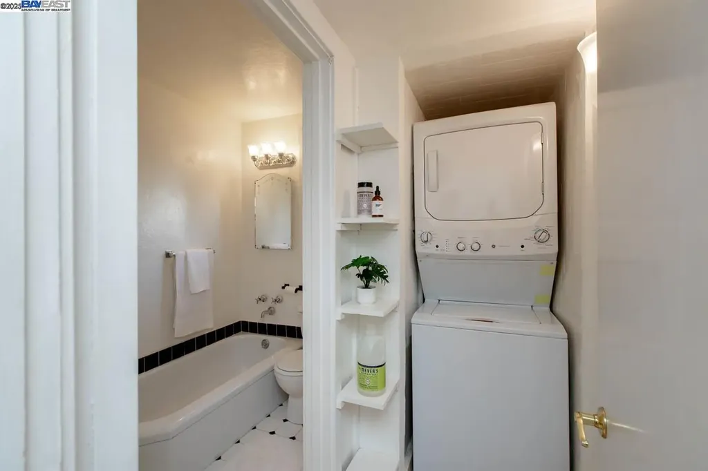 2000 Clinton Avenue Alameda CA 94501