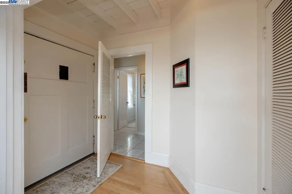 2000 Clinton Avenue Alameda CA 94501