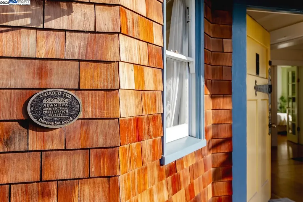 2000 Clinton Avenue Alameda CA 94501