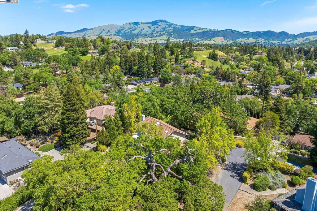 484 El Pintado Road Danville CA 94526