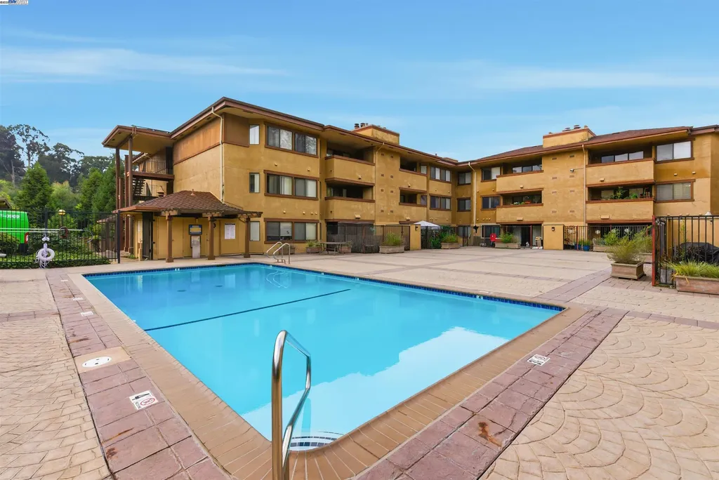 26953 Hayward Boulevard Hayward CA 94542