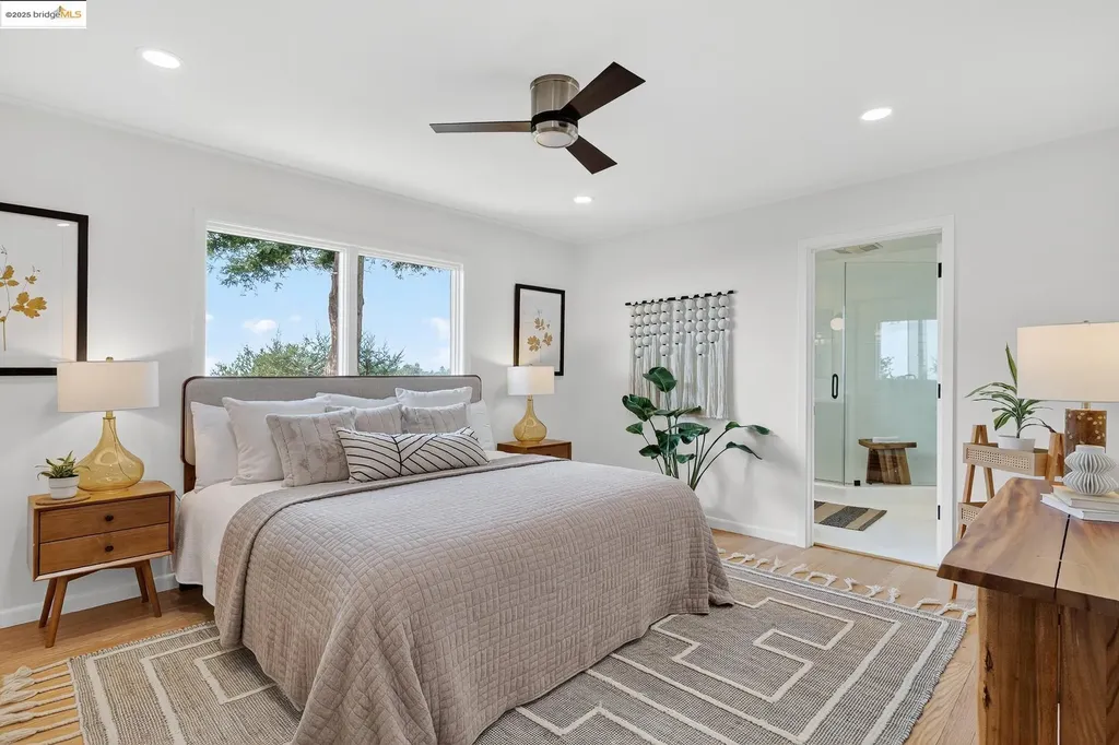 5973 Rincon Drive Oakland CA 94611