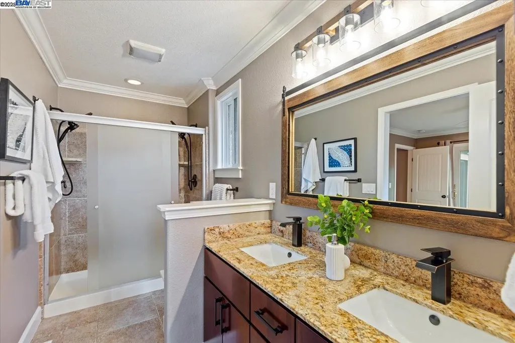 1766 Risdon Road Concord CA 94518