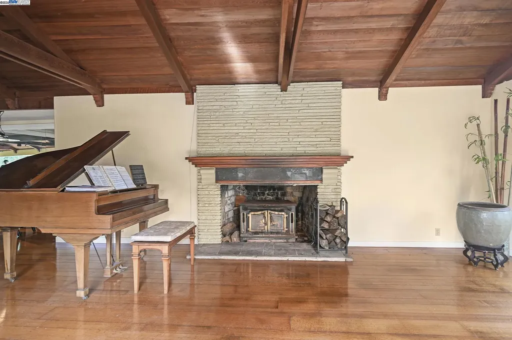 799 Moraga Road Lafayette CA 94549