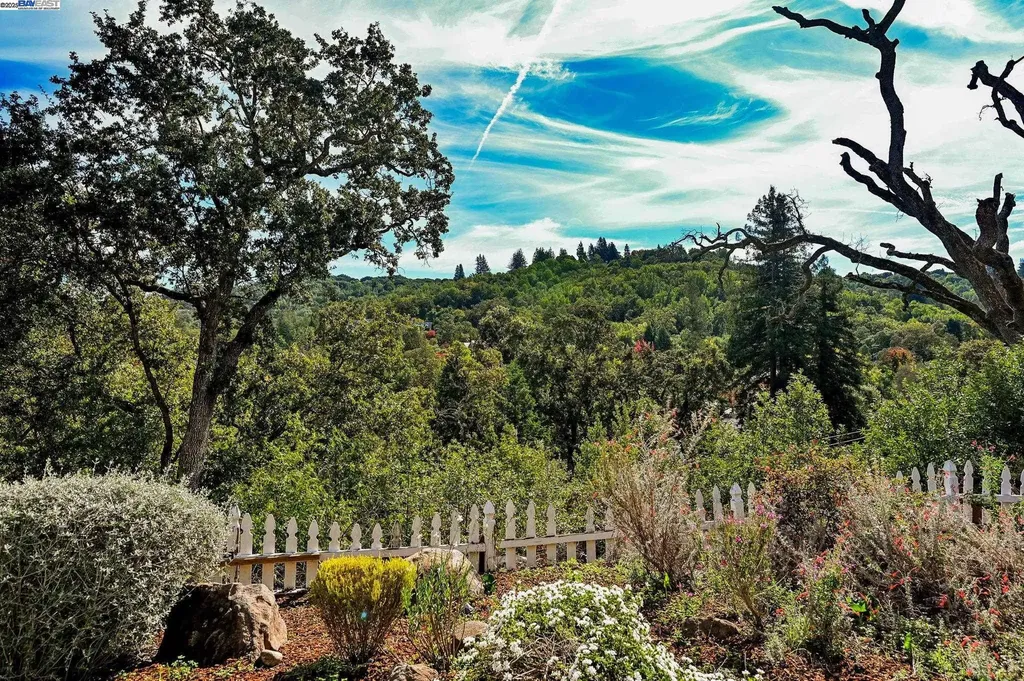 799 Moraga Road Lafayette CA 94549