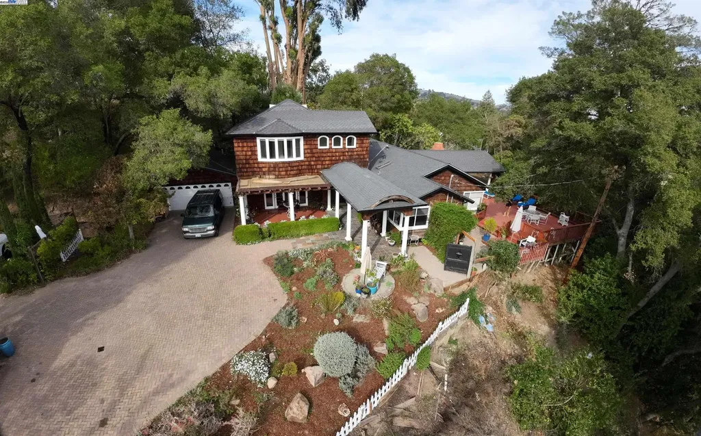 799 Moraga Road Lafayette CA 94549