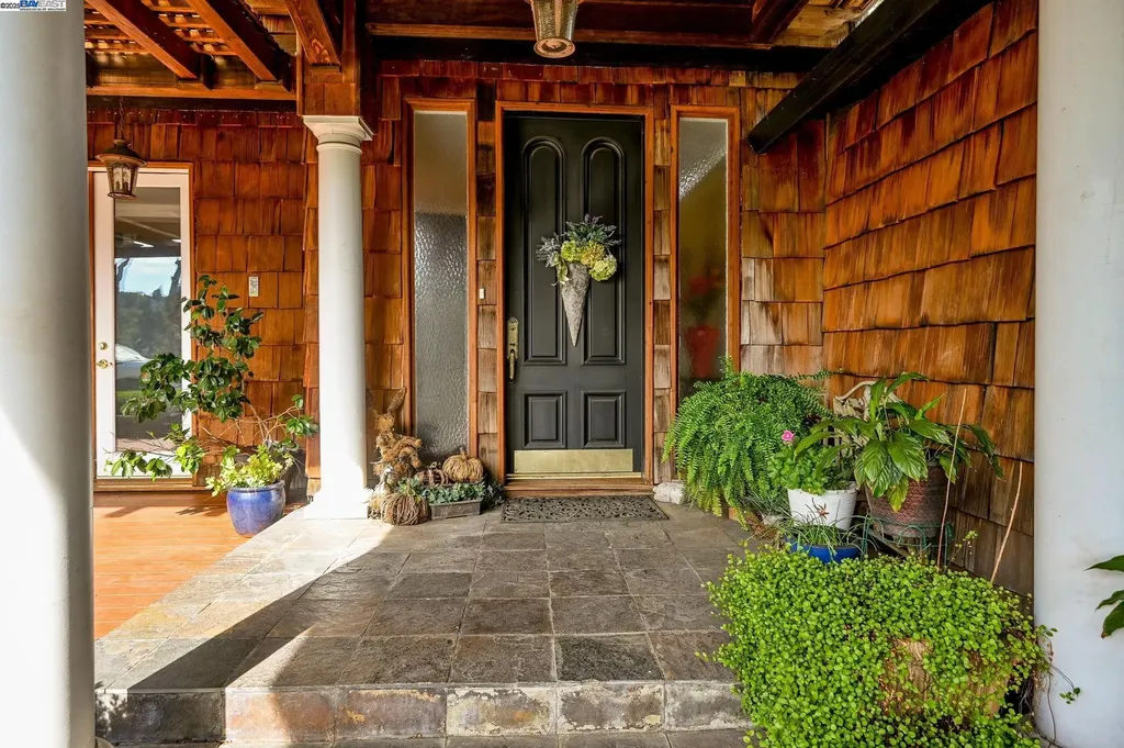 799 Moraga Road Lafayette CA 94549