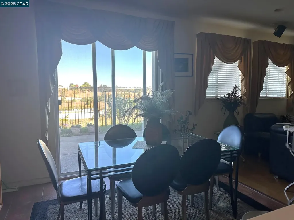 584 Silver Maple Drive Hercules CA 94547