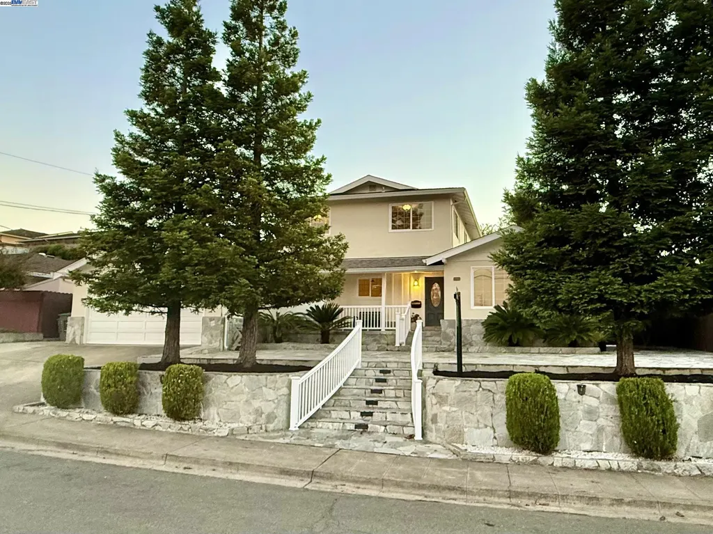 2153 Lakeview Drive San Leandro CA 94577