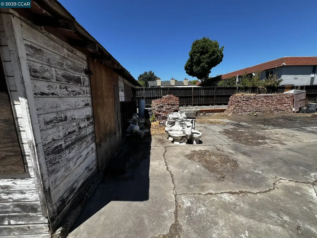 1110 Eureka Lane Concord CA 94520