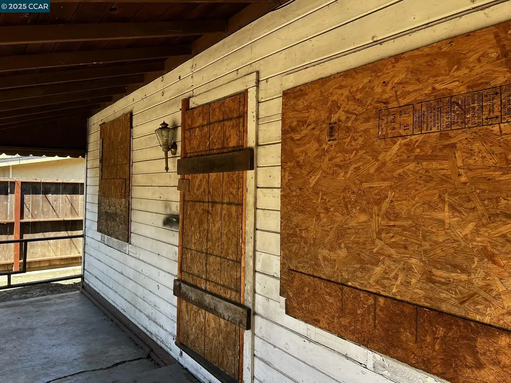 1110 Eureka Lane Concord CA 94520