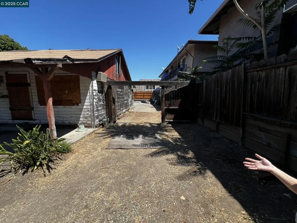 1110 Eureka Lane Concord CA 94520