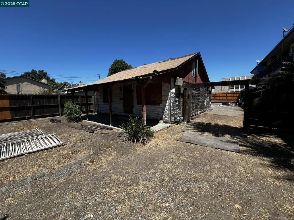 1110 Eureka Lane Concord CA 94520